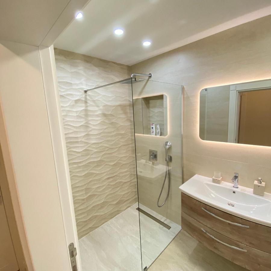 Apartments Marijaz Kotor Luaran gambar
