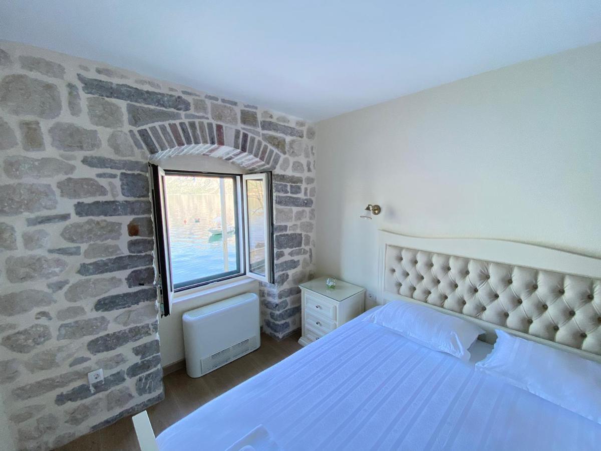 Apartments Marijaz Kotor Luaran gambar
