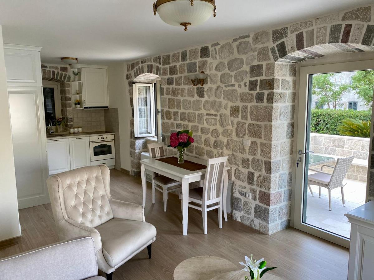 Apartments Marijaz Kotor Luaran gambar