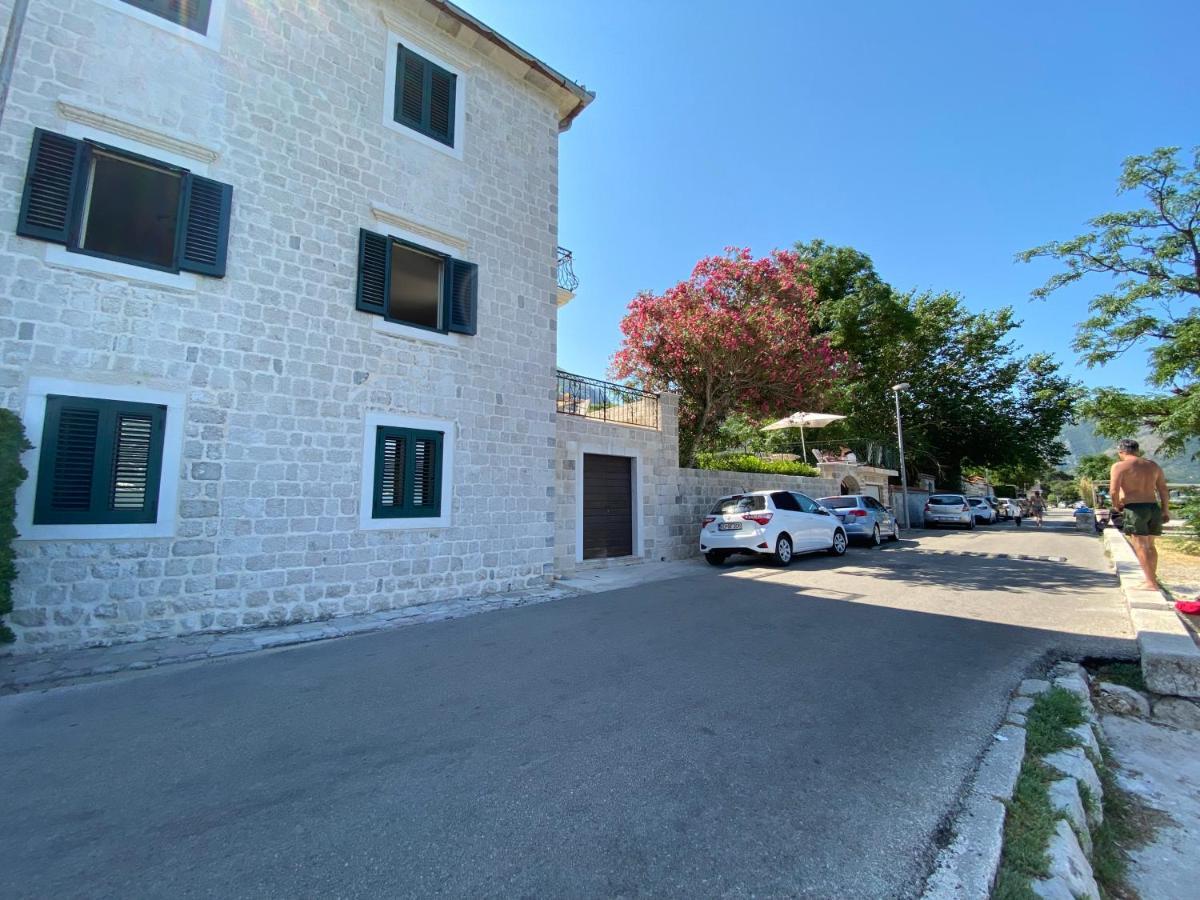Apartments Marijaz Kotor Luaran gambar