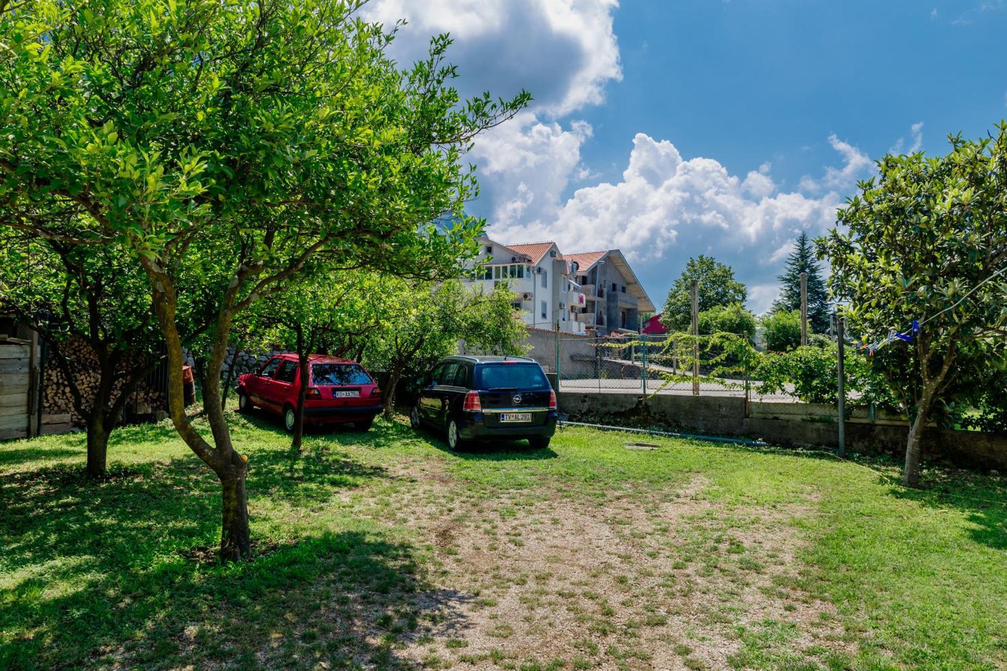Apartments Marijaz Kotor Luaran gambar