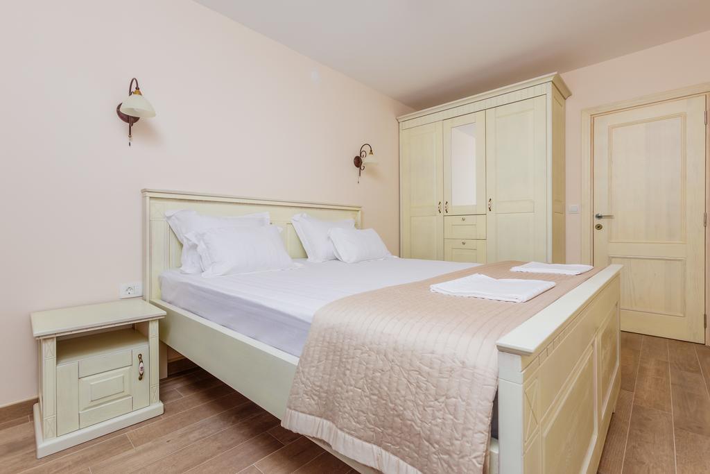 Apartments Marijaz Kotor Luaran gambar